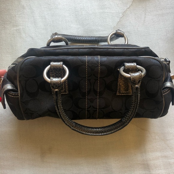 Coach bag - Picture 2 of 3